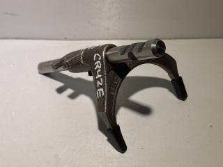 ВИЛКА ВКЛЮЧЕНИЯ ПЕРЕДАЧИ CHEVROLET CRUZE 2013