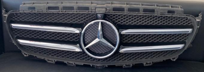 Запчасть решетка радиатора Mercedes-Benz E-Class
