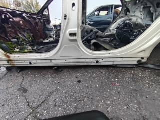 Запчасть порог кузова левый Lexus RX 2014