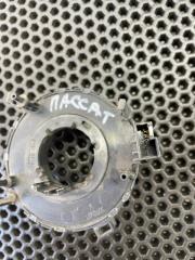 Запчасть шлейф-лента подушки безопасности Volkswagen Passat 1999