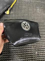 Запчасть подушка безопасности в руль передняя левая Volkswagen Passat 1998
