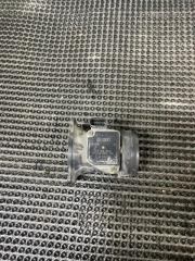 Датчик массового расхода воздуха Volkswagen Passat 1998