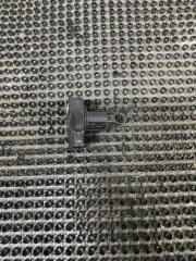 Запчасть датчик массового расхода воздуха Toyota Corolla 2001