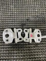 Запчасть петля двери передняя левая Mercedes-Benz E-Class 1999