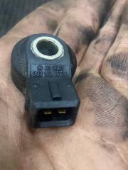 Запчасть датчик детонации Mercedes-Benz E-Class 1999