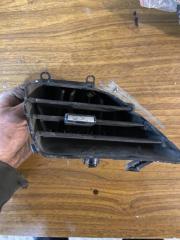 Запчасть дефлектор воздушный Лада Веста 2019