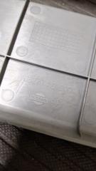 Запчасть накладка сиденья Nissan Presage 1999