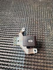 Запчасть ручка открывания капота Nissan Presage 1999