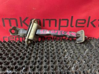 Запчасть ограничитель двери задний левый Nissan Presage 1999