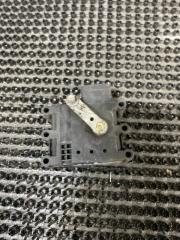 Запчасть сервопривод заслонок печки Mazda Atenza 2002