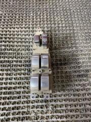 Блок управления стеклоподъемниками передний правый Toyota chaser 1994