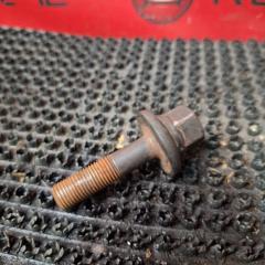 Запчасть болт шкива коленвала Mazda Demio 2001