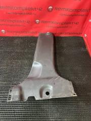 Обшивка стойки нижняя правая Honda CR-V 2003