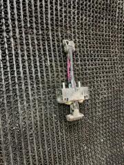 Запчасть ограничитель двери передний правый Opel Zafira