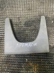 Запчасть консоль под рулевой колонкой Mazda Premacy 1999