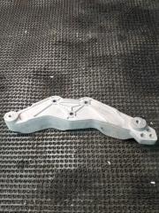 Запчасть кронштейн редуктора задний Geely Atlas pro 2023