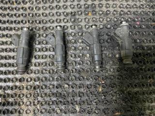 Запчасть форсунка топливная Ford Focus 2004