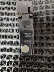 Запчасть кнопка обогрева сидений правая Hyundai sonata 2013