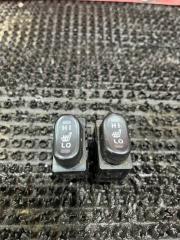 Запчасть кнопка обогрева сидений Mitsubishi colt 2006