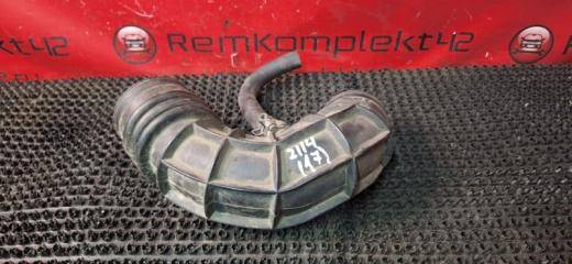 Патрубок воздушного фильтра Лада 2114 2011