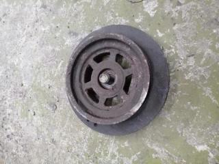 Фото запчасти шкив коленвала Porsche Cayenne 2003 Б/У запчасть Запчасть шкив коленвала Porsche Cayenne 2003