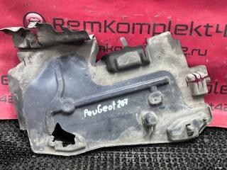 Запчасть дефлектор радиатора передний левый Peugeot 207 2007