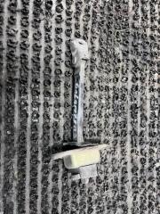 Запчасть ограничитель двери задний правый Mitsubishi Galant 1998