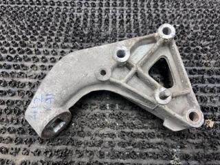 Запчасть кронштейн двигателя передний правый Лада 2112 2004