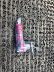 Ручка двери внутренняя передняя правая Mazda Atenza 2002 Б/У Ручка двери внутренняя передняя правая Mazda Atenza 2002