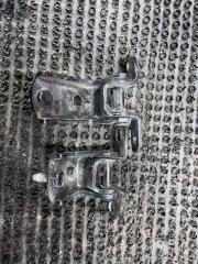 Петля двери задняя правая Toyota Caldina 1995 CT190 2C 6875020100 Б/У