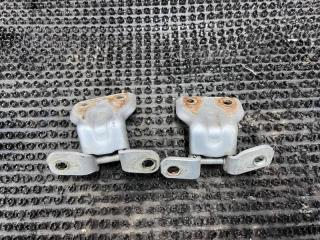 Запчасть петля двери задняя левая Mazda Familia S-wagon