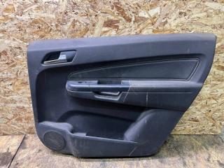 Запчасть обшивка боковой двери задняя левая Opel Zafira