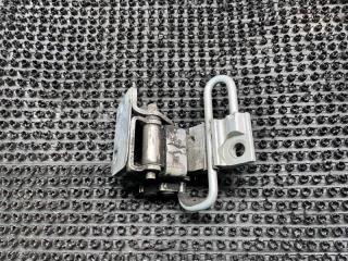 Запчасть петля двери задняя правая Volkswagen Passat 1998