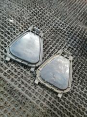 Запчасть заглушка фары задняя Volkswagen Passat 1998