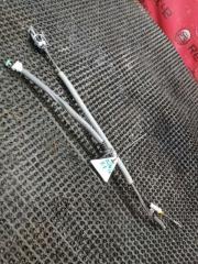 Запчасть трос замка двери передний левый Skoda Octavia 2015