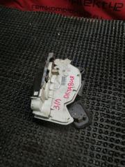 Запчасть замок двери задний левый Skoda Octavia 2015