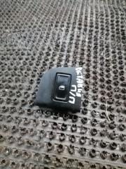 Запчасть кнопка стеклоподъемника передняя правая Skoda Octavia 2015