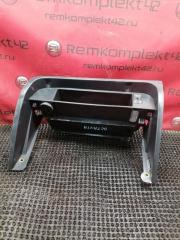 Запчасть накладка консоли передняя Skoda Octavia 2015