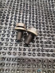 Запчасть болт распредвала Nissan Bluebird 1985