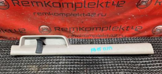 Запчасть накладка на порог салона передняя правая Nissan Sunny 2001