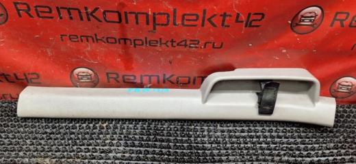 Запчасть накладка на порог салона передняя левая Nissan Sunny 2001