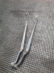 Запчасть держатель щетки стеклоочистителя Geely MK Cross 2015