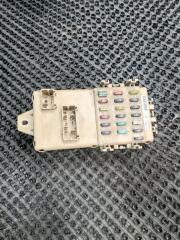 Запчасть блок предохранителей Subaru Impreza 1998