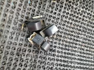 Запчасть кнопка стеклоподъемника Subaru Impreza 1998