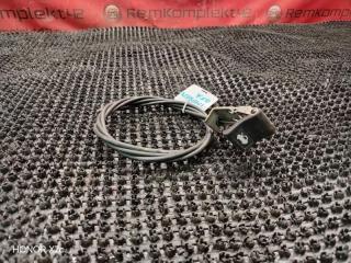 Запчасть трос замка капота Subaru Impreza 1998