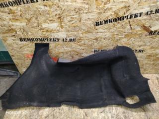 Запчасть обшивка багажника правая Лада Приора 2013