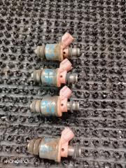 Запчасть форсунка топливная Subaru Impreza 1998