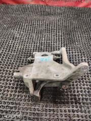 Запчасть кронштейн компрессора кондиционера Subaru Impreza 1998