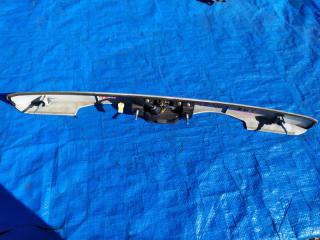 Накладка 5-й двери SUZUKI SX4 YA11S M15A 2 ракурс