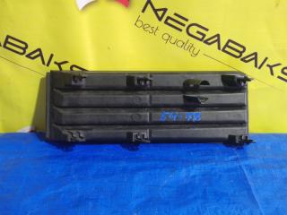 Заглушка бампера правая передняя TOYOTA SPADE NCP145 81481-52500 3 ракурс
